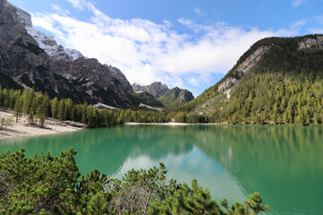 Fototapeta na wymiar Pragser Wildsee, Südtirol