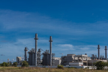 Fototapeta na wymiar Beautiful daytime range power plant