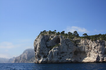Fototapeta na wymiar cliff and sea