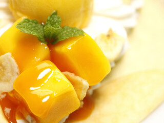 マンゴクレープ