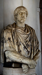 Fototapeta na wymiar Dacian Statue, Roman Forum