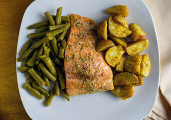 seasoned baked salmon