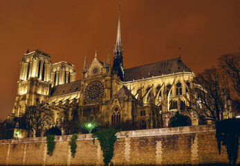 Gorgeous evening over Notre Dame cathedral