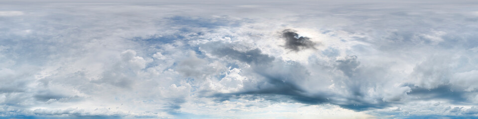 360° Panorama, Himmel, Wolken, ohne Boden, zur Verwendung in 3D-Grafiken, Himmelsersatz für Kompositionen in sphärischen Luft- und Bodenpanoramen als Himmelskuppel
