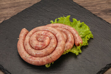 Raw sausage ring for grill