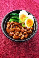 ルーローファン丼