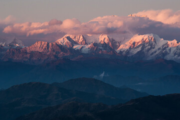 Kanchenjunga Mountain Sunset View von Sandakphu Trek, Singalia National Park, Indien
