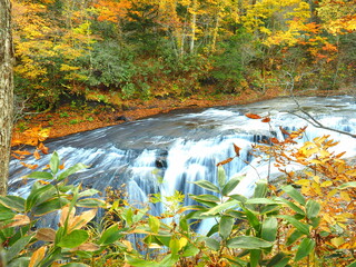 秋の恵庭渓谷 白扇の滝
