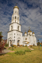 Fototapeta na wymiar Trinity cathedral in Bryansk. Russia