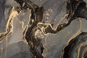 Fotobehang Marmer Luxe abstracte vloeibare kunst schilderij in alcohol inkt techniek, mengsel van zwarte en gouden verf. Imitatie van geslepen marmersteen, gloeiende gouden aderen. Teder en dromerig ontwerp