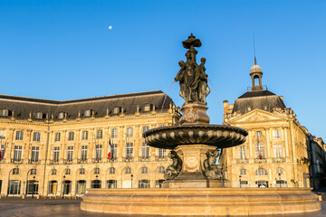 Fototapeta na wymiar Monument in the Place de la Bourse in Bordeaux, France