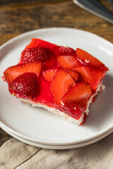 Homemade Strawberry Pretzel Salad