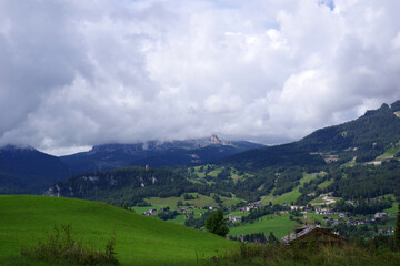 Fototapeta na wymiar Panorama près de Cortina d'Ampezzo