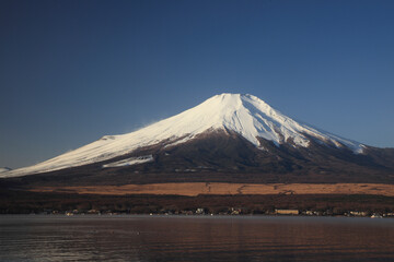 朝の富士山