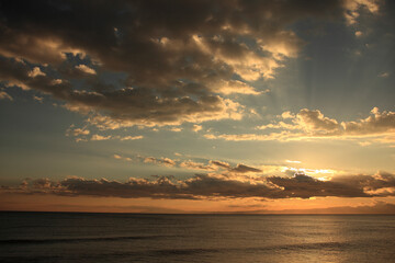 夕暮れの海