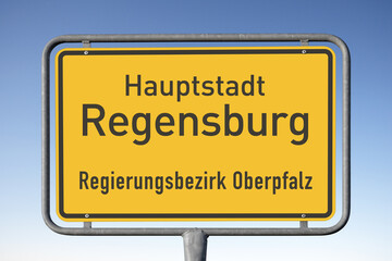 Ortstafel, Hauptstadt Regensburg, Regierungsbezirk Oberpfalz (Symbolbild)