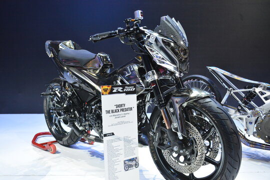 Suzuki raider r150 custom motorcycle in Pasay, Philippines