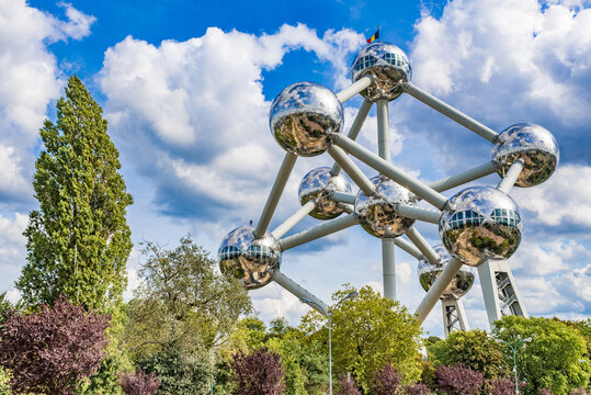 Brussels Atomium (1958) - silver atom model, most popular tourist attraction of Europe Capital. Nine spheres represent an iron crystal magnified 165 billion times. BRUSSELS, BELGIUM. Sep 9, 2019.