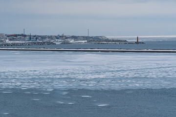 紋別港に着眼した流氷  北海道紋別市 © tkyszk
