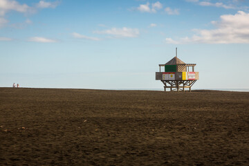 Fototapeta premium Lifeguard tower New Zealand