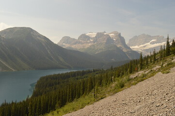 Fototapeta premium Hiking, climbing and camping on the Mount Assiniboine mountain in the Rockies between Alberta and British Columbia in Canada