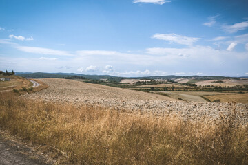 Landscape of dirt road and fields n toscane in Italie