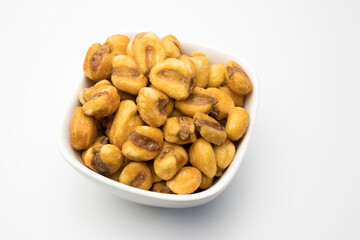 Platillo de maíz gigante frito