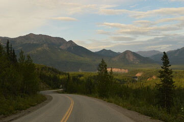 Road tripping and hiking in Northern Alaska and the Town of Chicken - USA