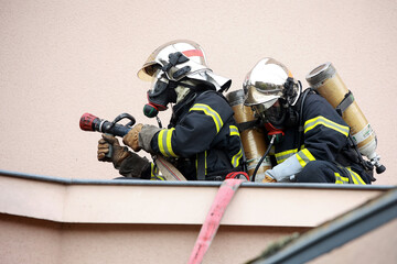 Pompier France à la lance