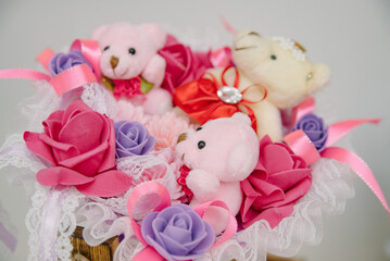 bouquet of teddy bears