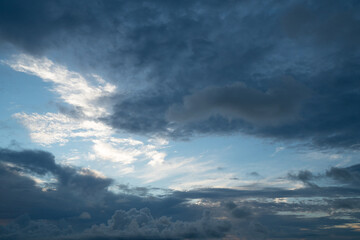 青い空