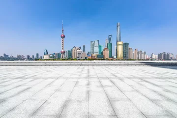 Tragetasche empty square with city skyline in shanghai china © hallojulie
