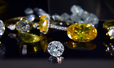 
Real diamonds that are selected, clear and clean
Beautiful and expensive
