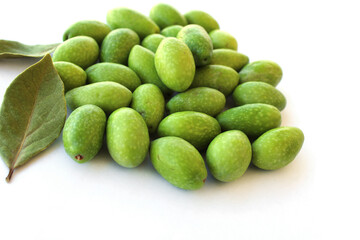 natural green olives