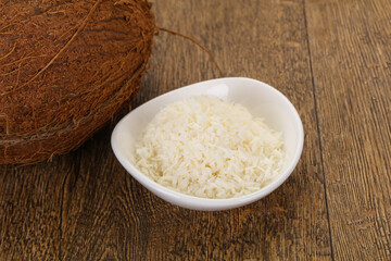 Coconut shredded chip with nut