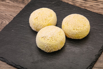 Raw potato zrazy for cooking
