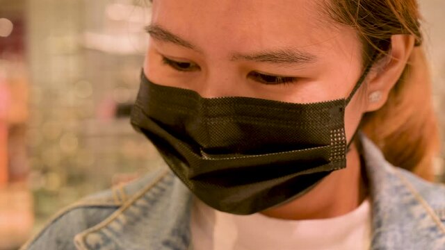 smartphone, woman, young, coronavirus, female, virus, mask, phone, covid-19, mobile, epidemic, technology, health, face, girl, person, pandemic, protection, business, illness, internet, lifestyle, qua