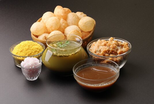 Pani Puri Images – Browse 2,382 Stock Photos, Vectors, and Video | Adobe  Stock