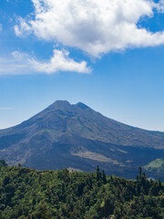 Fototapeta na wymiar Mount Agung volcano
