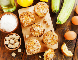 Muffins with zucchini and lemon