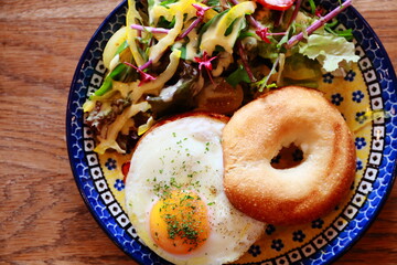 エッグベーグル