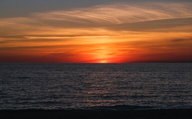 Fototapeta na wymiar Colores de puesta de sol en el Cabo de gata, Almeria 