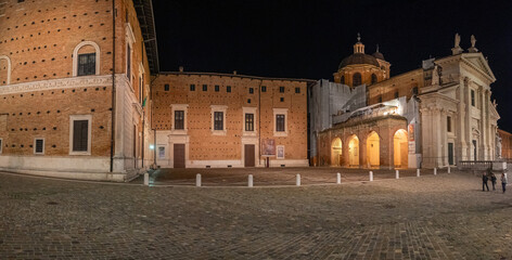 Fototapeta premium Panoramic view in the evening light of the central square of the city of Urbino, Italy.