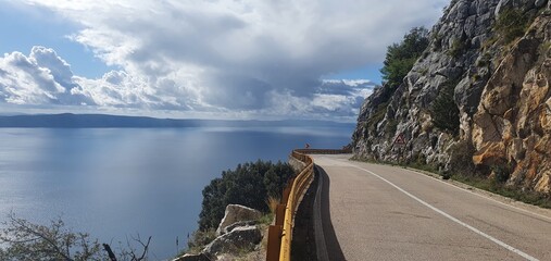 Droga w gorach.Makarska riviera.Chorwacja