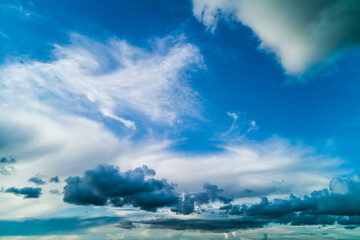 Obraz premium Blue sky background with white clouds skies
