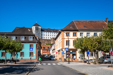 Paradeplatz mit Blick auf das Schloss, Blieskastel, Saarland 