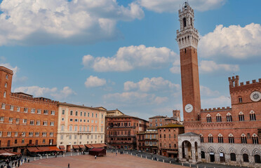 Obraz premium Piazza del Campo in Siena in Tuscany, Italy