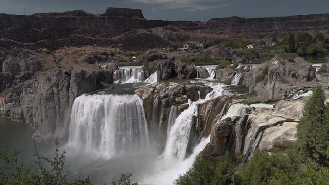 Shoshone Falls | Majestic Waterfall in Canyon | 4K