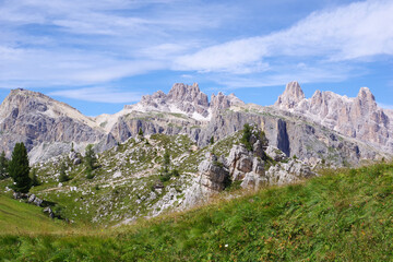 Fototapeta na wymiar Panorama des Dolomites