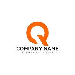 Letter Q line logo design. Linear creative minimal monochrome monogram symbol. Universal elegant vector sign design. Premium business logotype. Graphic alphabet symbol for corporate business identity